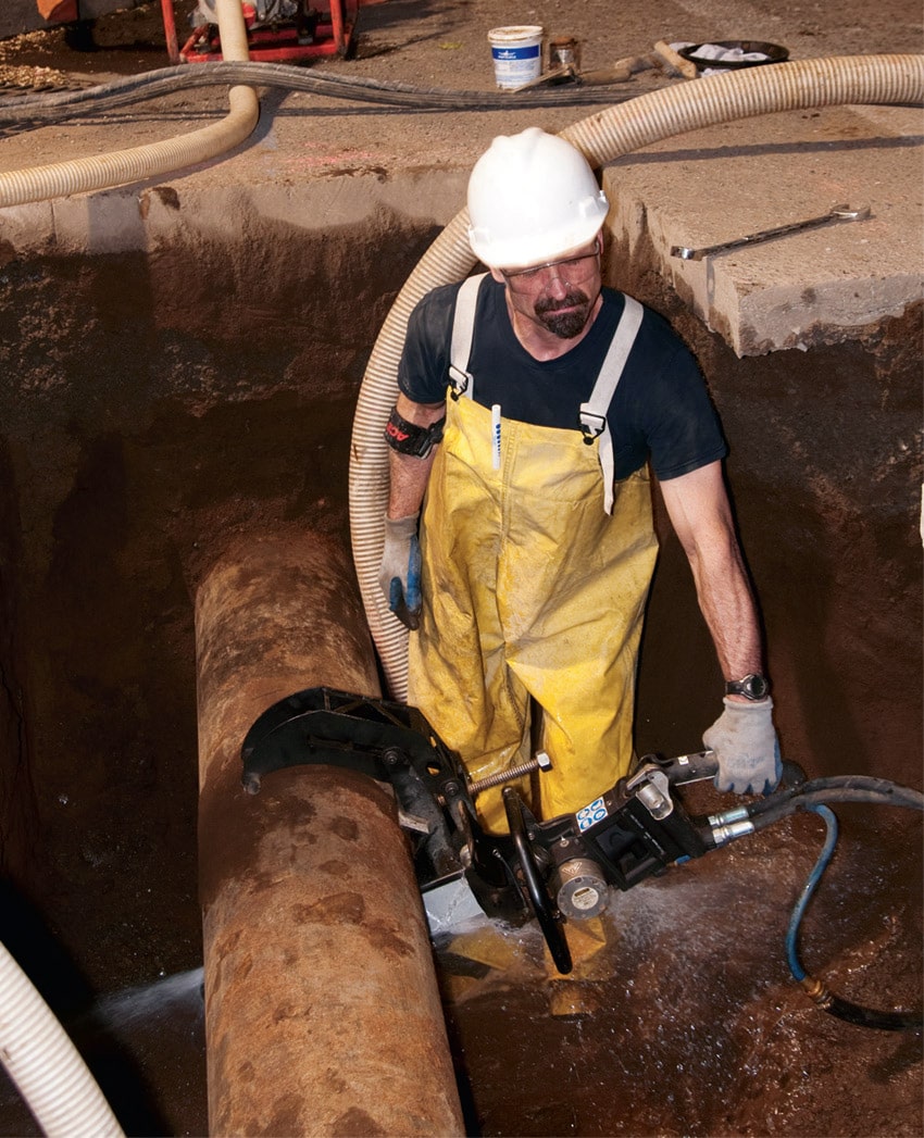 Stanley DS12 Hidrolik Zincir Testere Uygulama  02