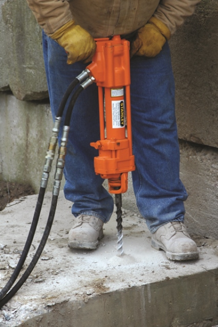 HD45 Uygulama 01 HD45 Hidrolik Darbeli Matkap Uygulama 01