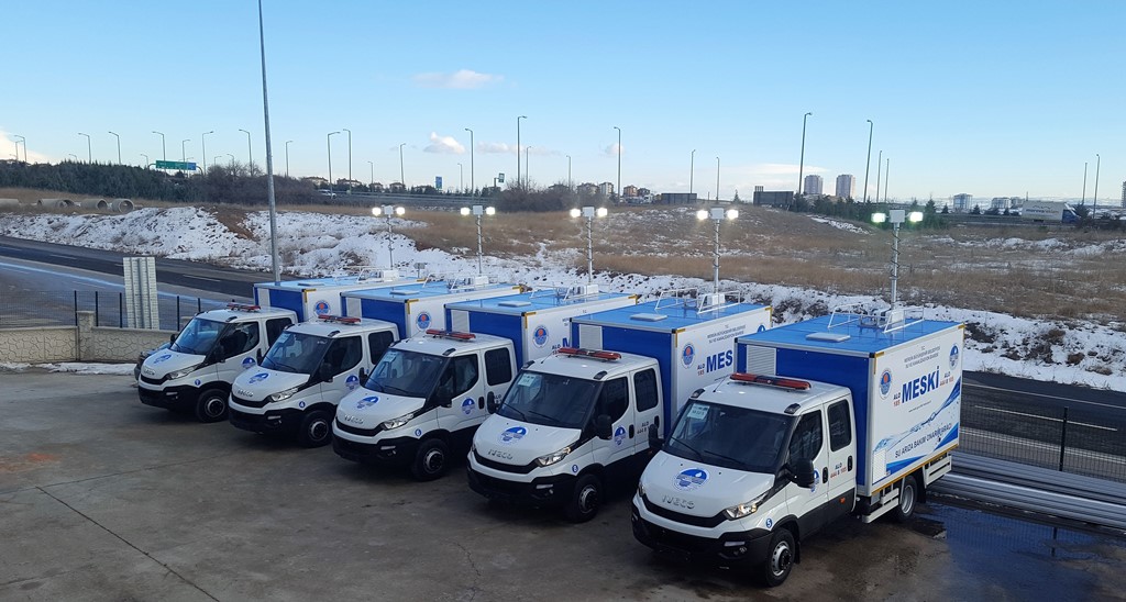 water line maintenance vehicle 01