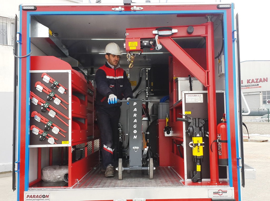 water line maintenance vehicle 07