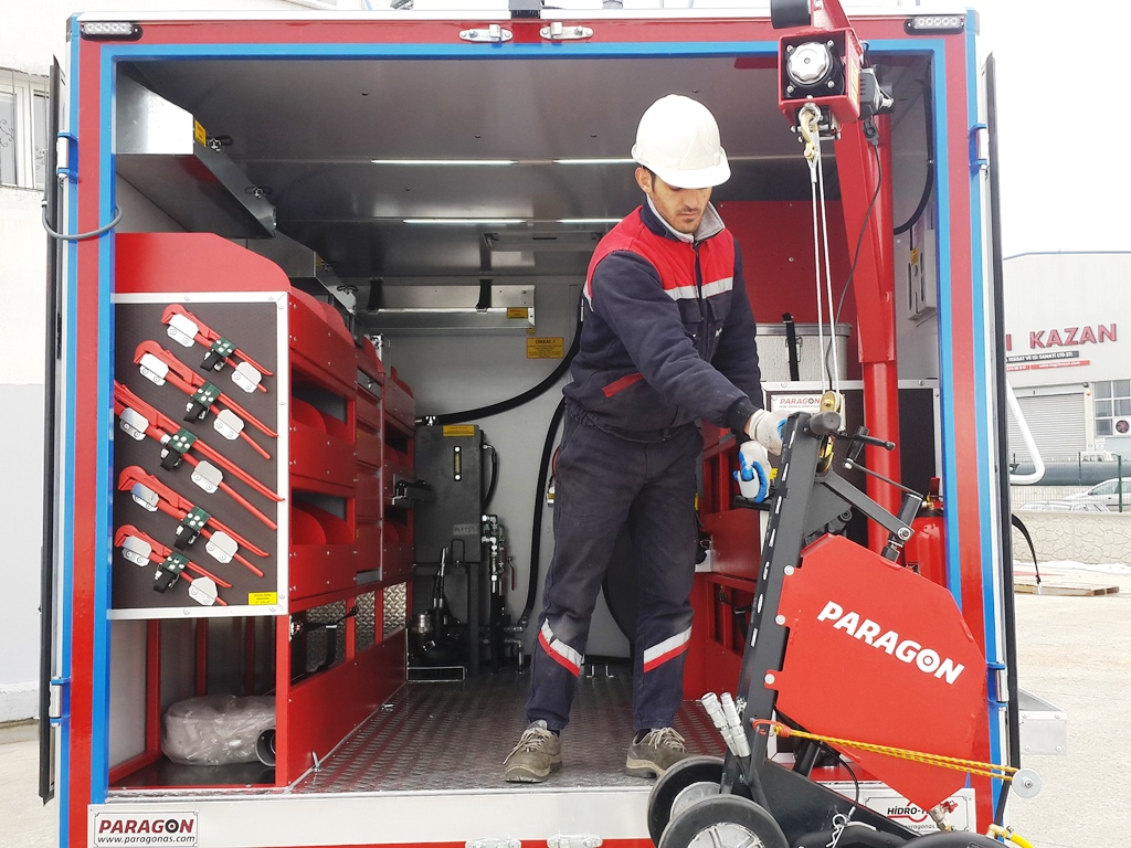 water line maintenance vehicle 10